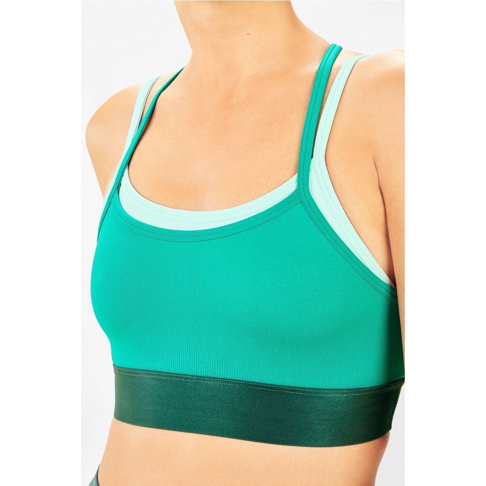 Fabletics Poppy Seamless Sports Bra